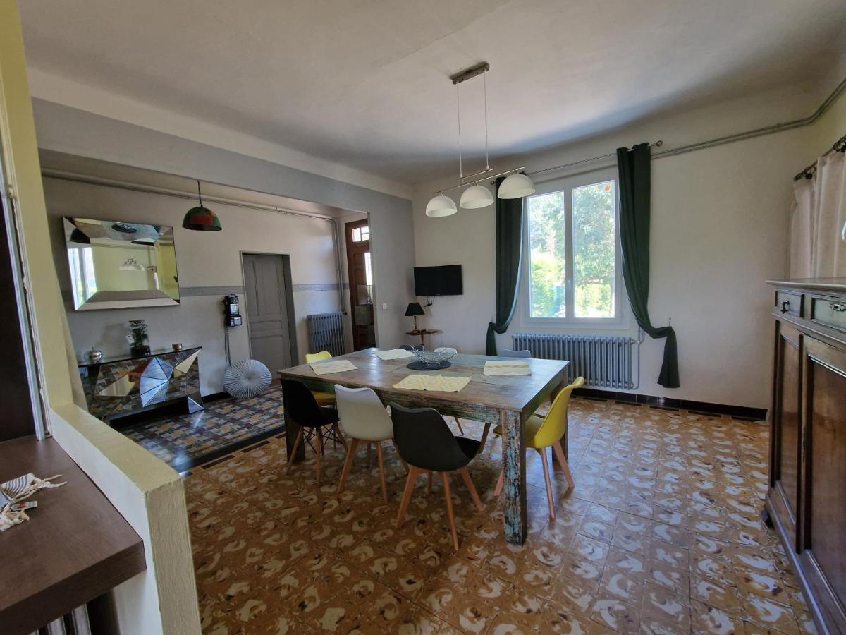 St Rèmy de Provence, La Maison du Berger Saint-Andiol Extérieur photo