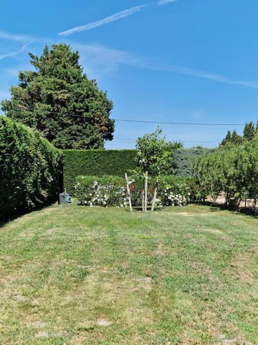 St Rèmy de Provence, La Maison du Berger Saint-Andiol Extérieur photo