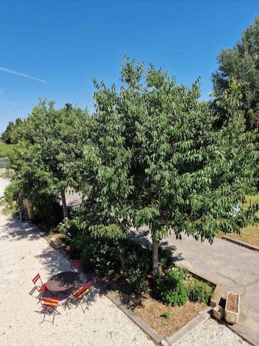 St Rèmy de Provence, La Maison du Berger Saint-Andiol Extérieur photo